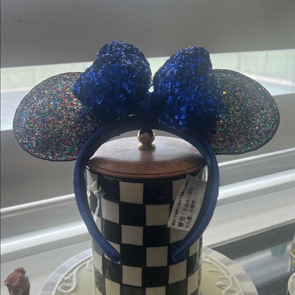 Disney Sequin Mouse Ears limited Ed 2020